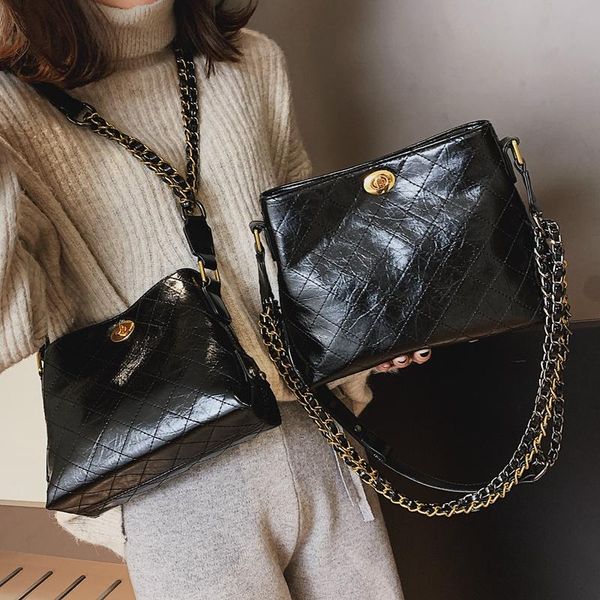 women's bag 2020 new chao ling chain wandering bag korean version baitie net red slant fashion
women's bag 2020 new chao ling chain wandering bag korean version baitie net red slant fashion