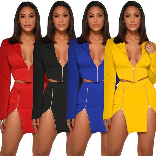women's tracksuits 2021 autumn women's suit european and american solid color v-neck small skirt casual two-piece set1, Gray
women's tracksuits 2021 autumn women's suit european and american solid color v-neck small skirt casual two-piece set1, Gray