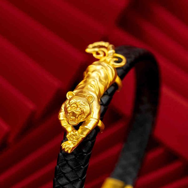 fine jewelry real 18k gold twisted leather rope leopard bracelet for man luxury 999 solid chain wedding gift women, Golden;silver
fine jewelry real 18k gold twisted leather rope leopard bracelet for man luxury 999 solid chain wedding gift women, Golden;silver