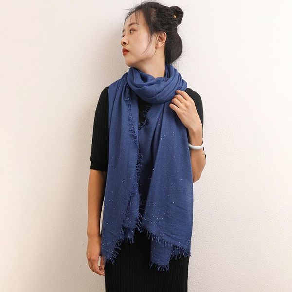 scarves kiss-me-silk autumn and winter ladies silk cashmere sequins plaid four sides shawl 205*85cm/90g, Blue;gray
scarves kiss-me-silk autumn and winter ladies silk cashmere sequins plaid four sides shawl 205*85cm/90g, Blue;gray
