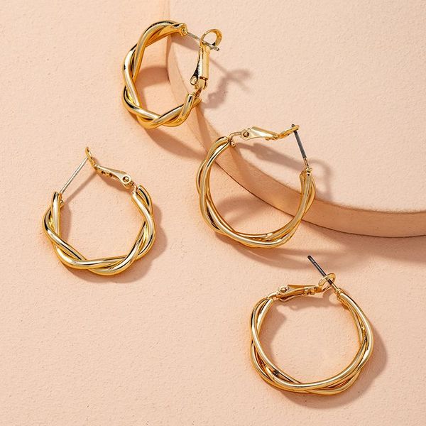 european american twisted hoop earrings new women's simple fashion geometric earrings big round hip hop party jewelry for women, Golden;silver
european american twisted hoop earrings new women's simple fashion geometric earrings big round hip hop party jewelry for women, Golden;silver