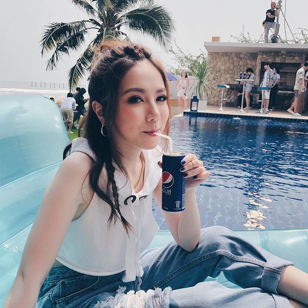 2021 new deng ziqi same short sleeve casual summer high waist open sleeveless navel with hoodie female shirt yjwn, White
2021 new deng ziqi same short sleeve casual summer high waist open sleeveless navel with hoodie female shirt yjwn, White