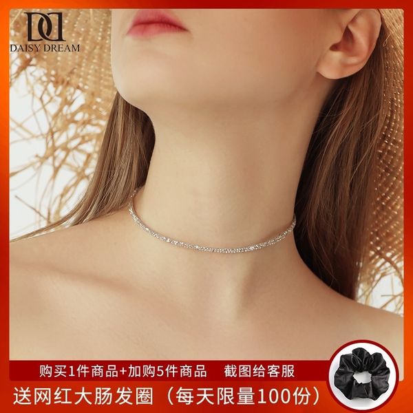 корейский choker ожерелье способа женщин чистый красный короткий ключицы простой ювелирные изделия воротник с шеи цепь, Silver
корейский choker ожерелье способа женщин чистый красный короткий ключицы простой ювелирные изделия воротник с шеи цепь, Silver