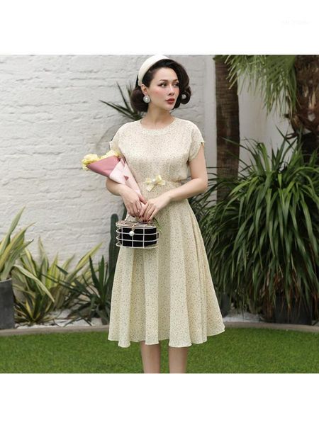 le palais vintage women dress gentle cream vintage floral bat sleeve chiffon dress vestidos verano chiffon print knee-length1, Black;gray
le palais vintage women dress gentle cream vintage floral bat sleeve chiffon dress vestidos verano chiffon print knee-length1, Black;gray