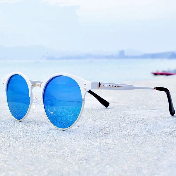 2021 new retro sunglasses beach women fashion metal vintage shades eyewear leisure party sun glasses designer sunglass 225f 6q24, White;black
2021 new retro sunglasses beach women fashion metal vintage shades eyewear leisure party sun glasses designer sunglass 225f 6q24, White;black