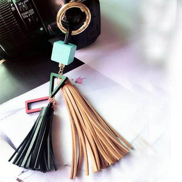 fashion leather tassels key chain with two tassels with wooden accessory for car keychain bag key ring jewelry eh875 h jllzlz
fashion leather tassels key chain with two tassels with wooden accessory for car keychain bag key ring jewelry eh875 h jllzlz