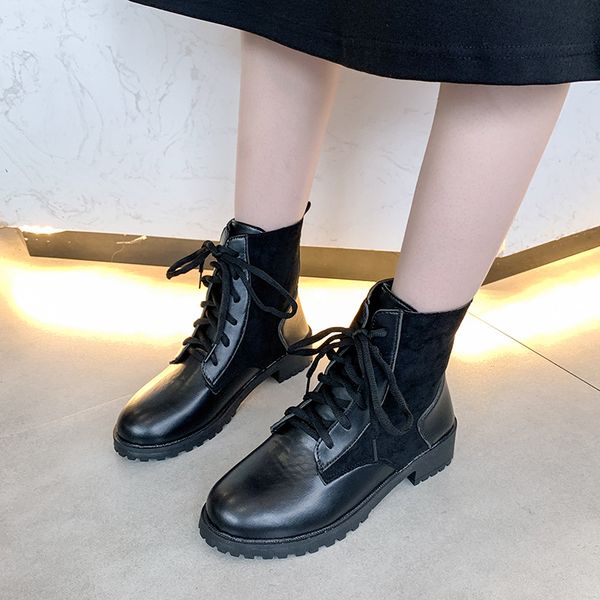 platform women shoes ankle autumn british style leather boots motorcycle martin round head handsome flat heel and ankle boots, Black
platform women shoes ankle autumn british style leather boots motorcycle martin round head handsome flat heel and ankle boots, Black