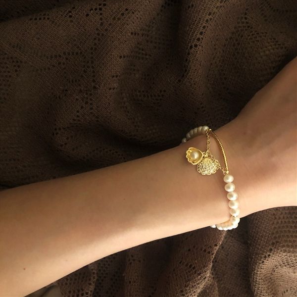 гребешок пресноводного handmadebracelet ручной работы оболочки жемчужного моделирования ручной работа в стиле барокко французского стиль бра, Golden;silver
гребешок пресноводного handmadebracelet ручной работы оболочки жемчужного моделирования ручной работа в стиле барокко французского стиль бра, Golden;silver