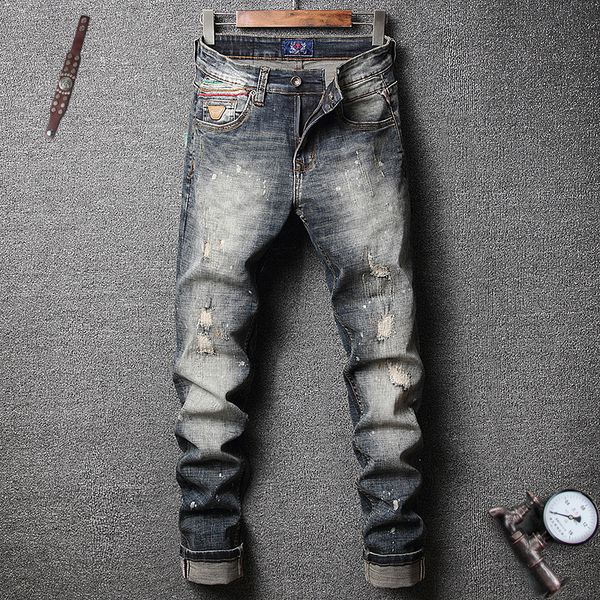 2021 new new styling designer fashionable men thin blue streetwear drak fit buttons classic jeans bcwk
2021 new new styling designer fashionable men thin blue streetwear drak fit buttons classic jeans bcwk