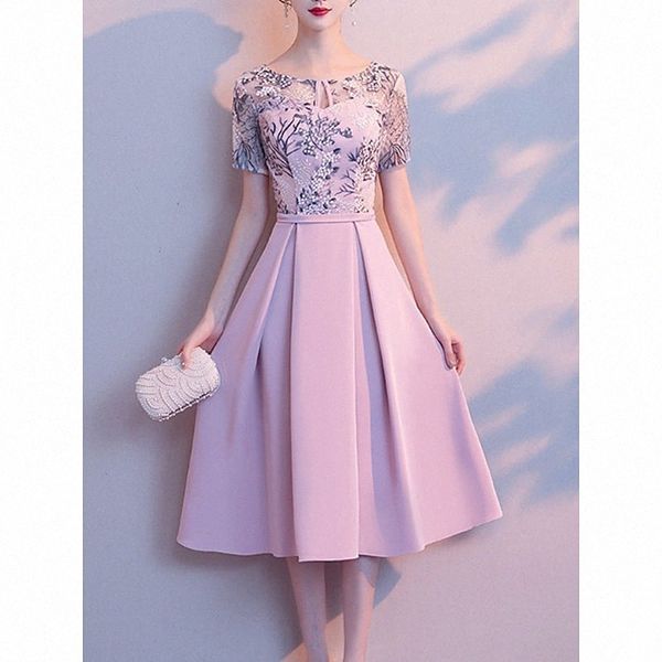 a-line mother of the bride dress elegant jewel neck knee length lace satin short sleeve with appliques 2022 d6ef#, White;black
a-line mother of the bride dress elegant jewel neck knee length lace satin short sleeve with appliques 2022 d6ef#, White;black