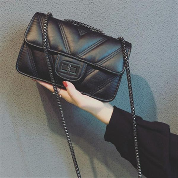 2020 new ladies handbag fashion versatile texture messenger bag student black bag women leather handbags purses and handbags
2020 new ladies handbag fashion versatile texture messenger bag student black bag women leather handbags purses and handbags