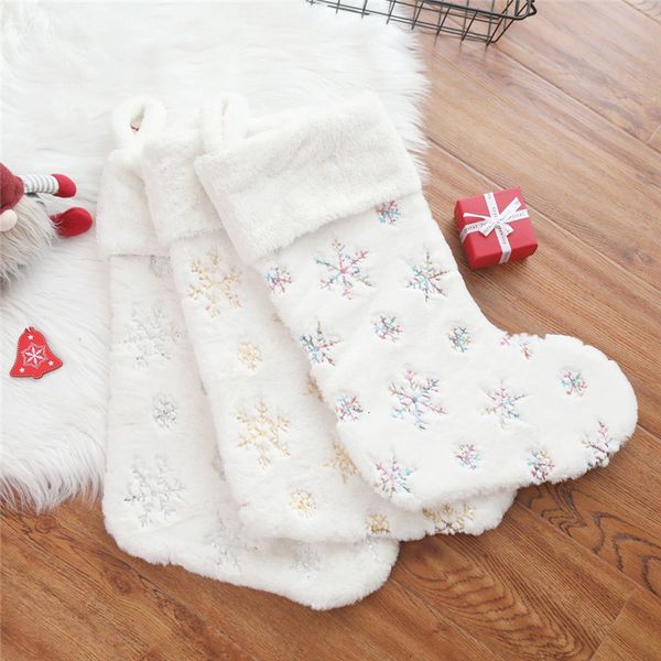 snowflake plush christmas stockings socks xmas tree pendants hanging ornament candy gift bags new year party decoration 63273
snowflake plush christmas stockings socks xmas tree pendants hanging ornament candy gift bags new year party decoration 63273