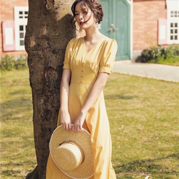 2021 summer vintage elegant women french style casual dresses female chic button front v-neck retro holiday dress, Black;gray
2021 summer vintage elegant women french style casual dresses female chic button front v-neck retro holiday dress, Black;gray