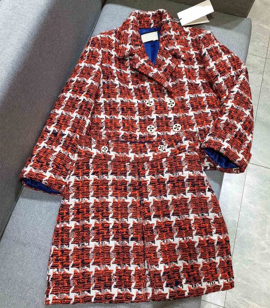 2020 autumn and winter new luxury design fashion suit short woolen coat senior women skirt two-piece ing, White
2020 autumn and winter new luxury design fashion suit short woolen coat senior women skirt two-piece ing, White