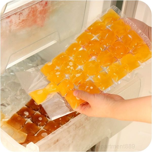 a-new design 100 pcs disposable making bags cube tray mold makes sglasses ice mould novelty gifts maker bar drinking
a-new design 100 pcs disposable making bags cube tray mold makes sglasses ice mould novelty gifts maker bar drinking