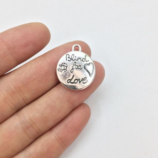 charms eruifa 10pcs 18mm "blind with love" letters coin zinc alloy necklace,earring bracelet jewelry diy handmade 2 colors, Bronze;silver
charms eruifa 10pcs 18mm "blind with love" letters coin zinc alloy necklace,earring bracelet jewelry diy handmade 2 colors, Bronze;silver