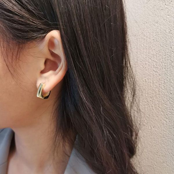 caraquet simple fashion metal brass square hoop earrings for women girls cute circle brincos earring punk hip hop jewelry gifts, Golden;silver
caraquet simple fashion metal brass square hoop earrings for women girls cute circle brincos earring punk hip hop jewelry gifts, Golden;silver