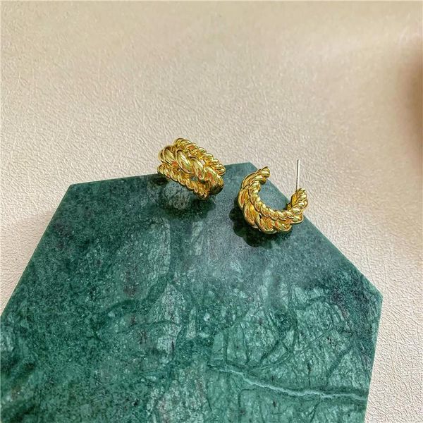 hoop & huggie vintage mesh chain earrings for women punk jewelry twisted metal c earring femme brincos hiphop bijoux 2021, Golden;silver
hoop & huggie vintage mesh chain earrings for women punk jewelry twisted metal c earring femme brincos hiphop bijoux 2021, Golden;silver