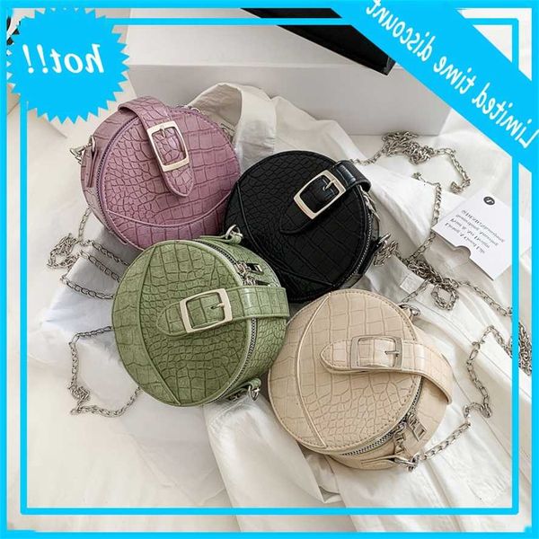 2020 new fashion chain messenger versatile women's one shoulder small round bag
2020 new fashion chain messenger versatile women's one shoulder small round bag