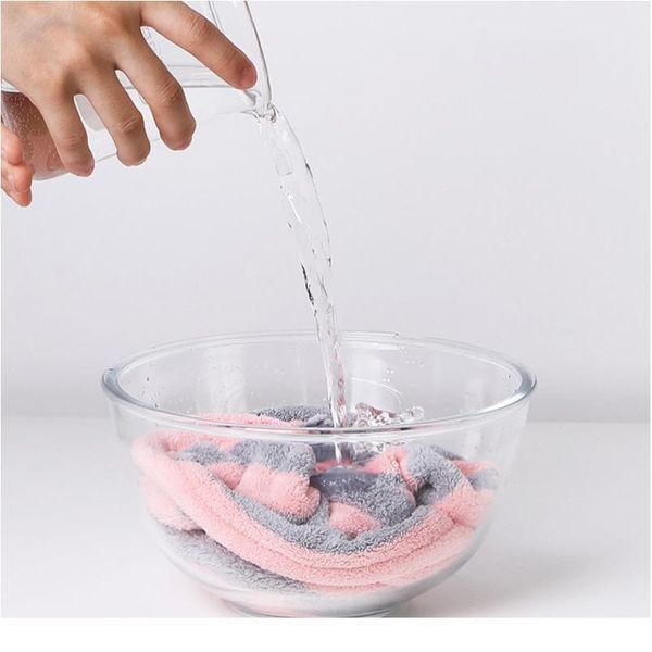 1 pcs magic microfiber bathing quick dry hair cap turban wrap towel hat bathroom cute long hair hair-drying sho qylrlr
1 pcs magic microfiber bathing quick dry hair cap turban wrap towel hat bathroom cute long hair hair-drying sho qylrlr