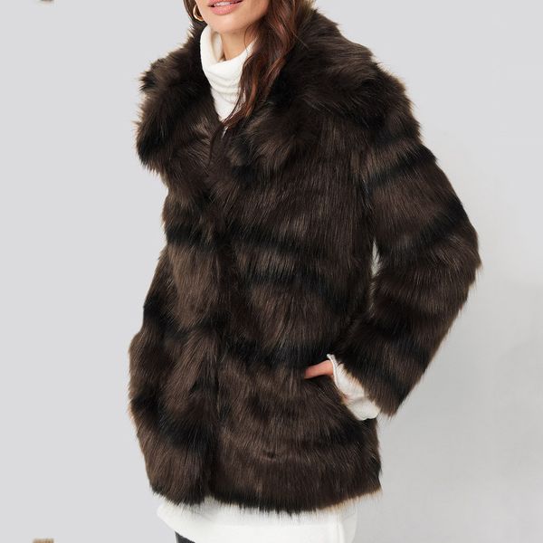faux fur long thicken women's coats winter female outwears 2020 fashion warm long sleeve lady coat x1016, Black;brown
faux fur long thicken women's coats winter female outwears 2020 fashion warm long sleeve lady coat x1016, Black;brown