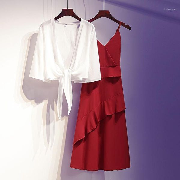 2020 fashion korean version foreign style white thin shirt + slim chiffon strap dress 2 piece sets female elegant suit h1211
2020 fashion korean version foreign style white thin shirt + slim chiffon strap dress 2 piece sets female elegant suit h1211
