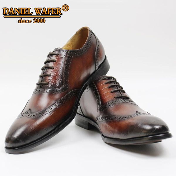 2020 formal shoes men leather new fashion brown lace up wing tip business wedding dress brogue oxford shoes for men, Black
2020 formal shoes men leather new fashion brown lace up wing tip business wedding dress brogue oxford shoes for men, Black