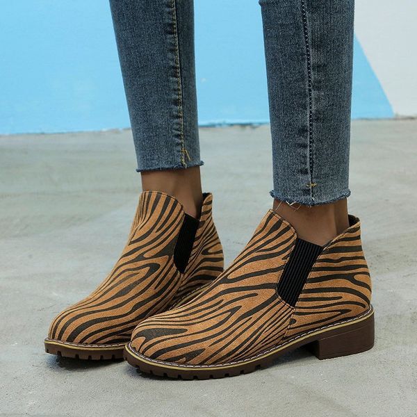 2020 new cross-border autumn and winter new large size foreign trade womens shoes leopard elastic band slip-on low heel casual single-layer, Black
2020 new cross-border autumn and winter new large size foreign trade womens shoes leopard elastic band slip-on low heel casual single-layer, Black