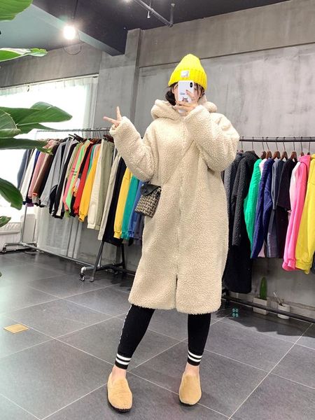 women's fur & faux winter women coat luxury long loose lapel overcoat thick warm plus size female plush coats, Black
women's fur & faux winter women coat luxury long loose lapel overcoat thick warm plus size female plush coats, Black