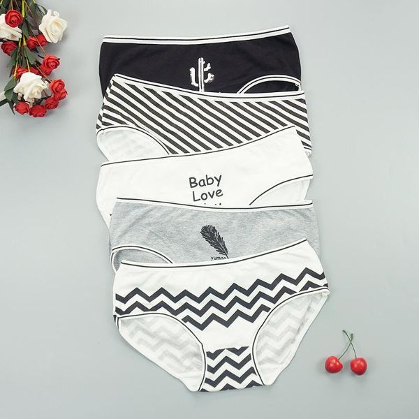 3pcs/lots women underpants hawaii panties cartoon stripe cotton briefs letter lingerie shorts intimate ladies underwear, Black;pink
3pcs/lots women underpants hawaii panties cartoon stripe cotton briefs letter lingerie shorts intimate ladies underwear, Black;pink