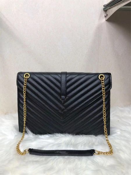 2022 fashion bags grain textured embossed leather envelope chain wallet can be used as a shoulder bag and a black flip handbag bao0009
2022 fashion bags grain textured embossed leather envelope chain wallet can be used as a shoulder bag and a black flip handbag bao0009
