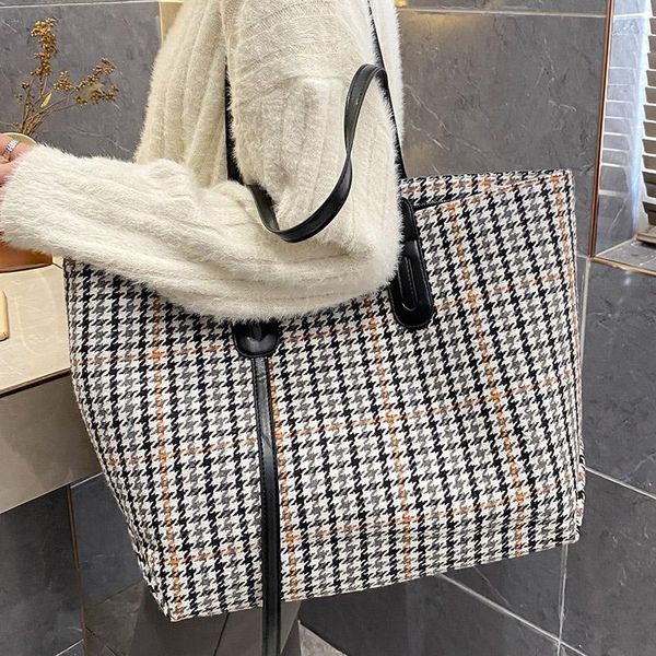 veryme fashion shoulder women's bags daily shopping female bags large capacity bucket for ladies trend casual bolsas mujer 
veryme fashion shoulder women's bags daily shopping female bags large capacity bucket for ladies trend casual bolsas mujer