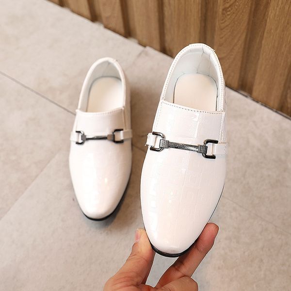 metal children shoes kids leather flats medium big boys buckle classic style fashion white black for wedding stage 26-36 new, Black;red
metal children shoes kids leather flats medium big boys buckle classic style fashion white black for wedding stage 26-36 new, Black;red