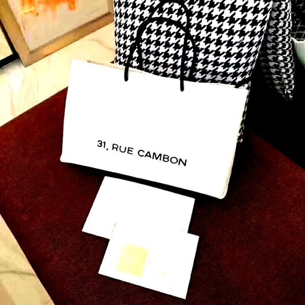 dcy - sherryfactoryoutlets a+quality cowhide beach bag. women casual tote. popular women designer bags. sizec: 39cm
dcy - sherryfactoryoutlets a+quality cowhide beach bag. women casual tote. popular women designer bags. sizec: 39cm