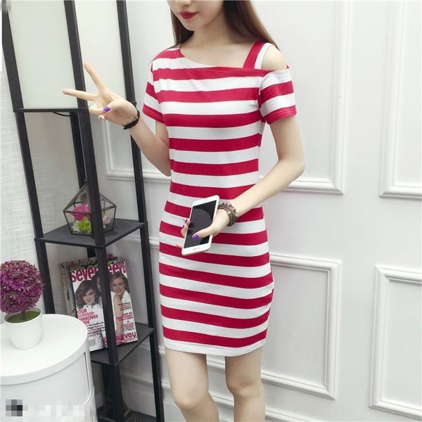 2020 striped dress with fitting suspender dress shoulder strap sling shoulder strapone line collarfashionable and sexyslim and slim with but, Black;gray
2020 striped dress with fitting suspender dress shoulder strap sling shoulder strapone line collarfashionable and sexyslim and slim with but, Black;gray
