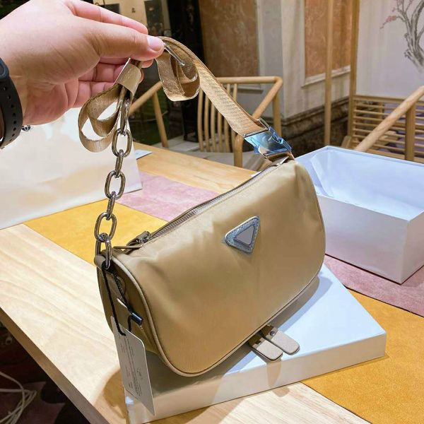 women's designer's handbags crossbody bags flap western style solid color inside zipper pockets pd20092404
women's designer's handbags crossbody bags flap western style solid color inside zipper pockets pd20092404