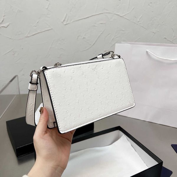 2022 luxury women chain messenger bag designer polka dot pattern shoulder bag messenger bag wallet
2022 luxury women chain messenger bag designer polka dot pattern shoulder bag messenger bag wallet