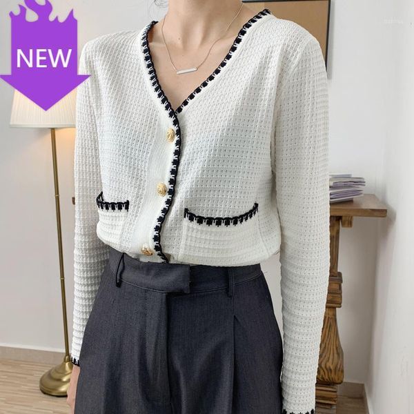 cardigan contrast color v-neck long-sleeved knitted 2020 autumn new sweater women's1, White
cardigan contrast color v-neck long-sleeved knitted 2020 autumn new sweater women's1, White