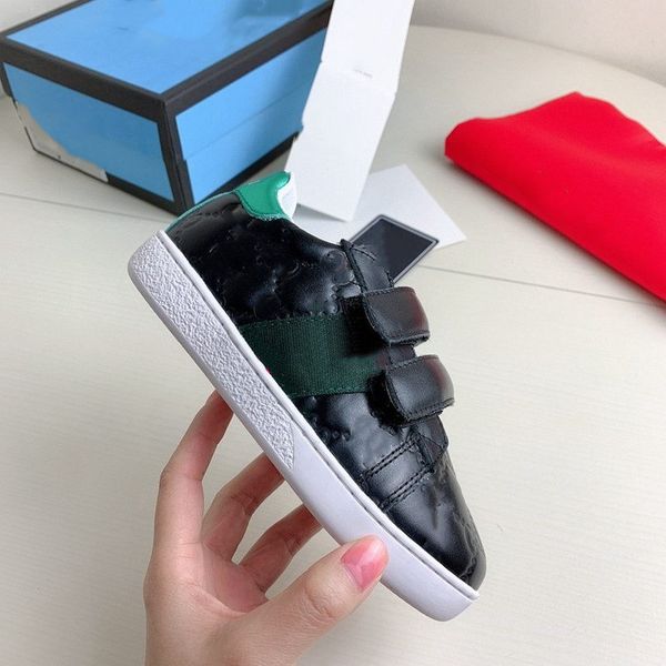 scarpe men women casual shoes fashion sneakers lace-up shoes green red stripe black leather bee embroidered chaussures, Black;red
scarpe men women casual shoes fashion sneakers lace-up shoes green red stripe black leather bee embroidered chaussures, Black;red