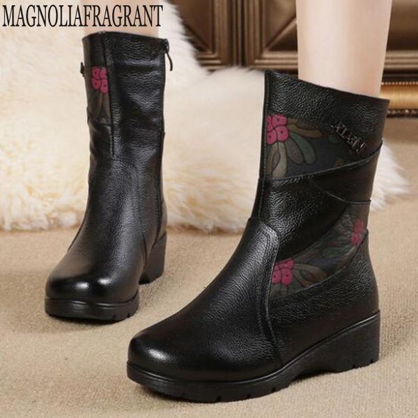 autumn and winter europe new mother shoes old and middle-aged flat-bottomed wedge heel mid-cylinder boots leather warm boot y32, Black
autumn and winter europe new mother shoes old and middle-aged flat-bottomed wedge heel mid-cylinder boots leather warm boot y32, Black