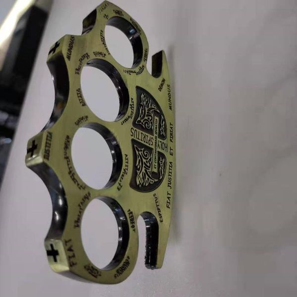 high hardness hell detective constantine brass knuckle outdoor edc tools knuckles duster buckle break window self-defense tool 578658
high hardness hell detective constantine brass knuckle outdoor edc tools knuckles duster buckle break window self-defense tool 578658