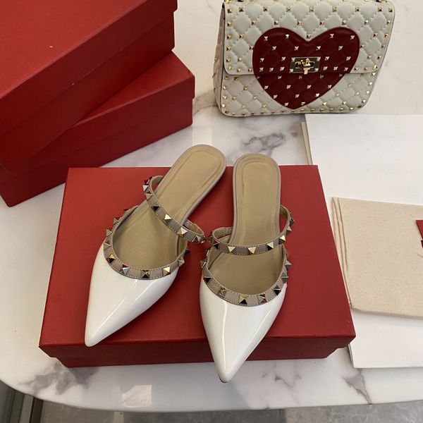 summer 2020 new style slim heel mid heel half slippers pointed shallow women's shoes rivet head sandals, Black
summer 2020 new style slim heel mid heel half slippers pointed shallow women's shoes rivet head sandals, Black