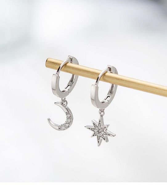 stud fashion cubic copper star and moon earrings charms for women man girls wedding jewelry 2021 year gift, Golden;silver
stud fashion cubic copper star and moon earrings charms for women man girls wedding jewelry 2021 year gift, Golden;silver