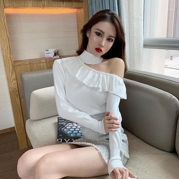 women's sweaters 2021 autumn women ruffles off-shoulder chic pullovers sweater female knitted elasticity halter fashion gt1121, White;black
women's sweaters 2021 autumn women ruffles off-shoulder chic pullovers sweater female knitted elasticity halter fashion gt1121, White;black