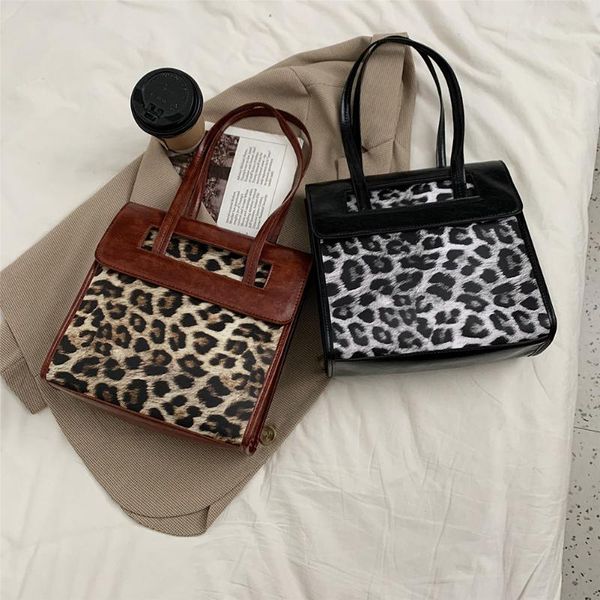shoulder bags vintage leopard pattern handbag pu leather satchel female commuter street underarm tote bag
shoulder bags vintage leopard pattern handbag pu leather satchel female commuter street underarm tote bag