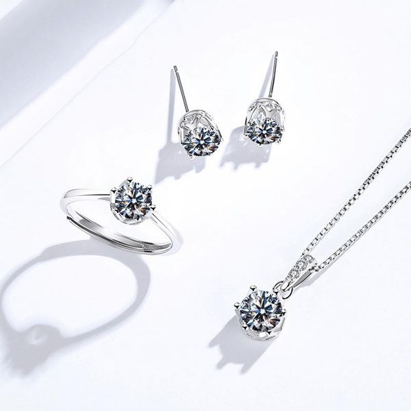 gu09 crown set classic zircon ring fashion necklace pendant earring set birthday gift, Silver
gu09 crown set classic zircon ring fashion necklace pendant earring set birthday gift, Silver