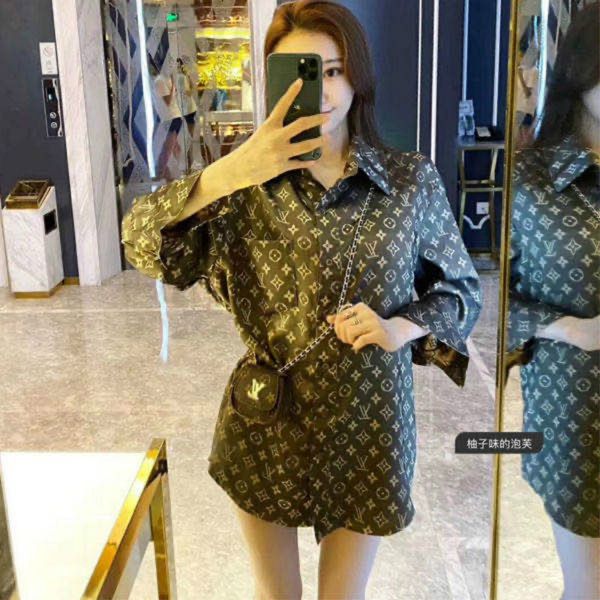 deliver bags 2020 autumn new satin jacquard shirt women design sense of the minority light cooked medium and long shirt, White
deliver bags 2020 autumn new satin jacquard shirt women design sense of the minority light cooked medium and long shirt, White