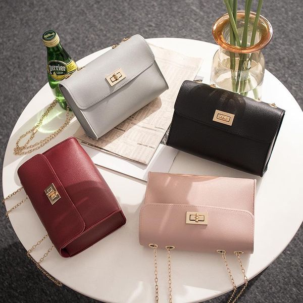 women's designer handbag british fashion simple small square bag high-quality pu leather chain mobile phone shoulder bags blosa
women's designer handbag british fashion simple small square bag high-quality pu leather chain mobile phone shoulder bags blosa
