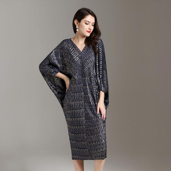 2021 the spring dress ins style the fashion dress women dress sweater long sleeve, Black;gray
2021 the spring dress ins style the fashion dress women dress sweater long sleeve, Black;gray