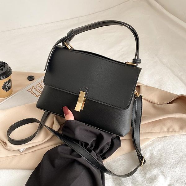 cross body fashion simply pu leather crossbody bag for women 2021 casual flip shoulder messenger lady chain travel small handbag
cross body fashion simply pu leather crossbody bag for women 2021 casual flip shoulder messenger lady chain travel small handbag